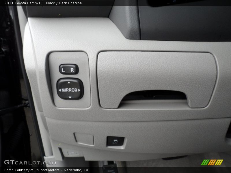 Black / Dark Charcoal 2011 Toyota Camry LE