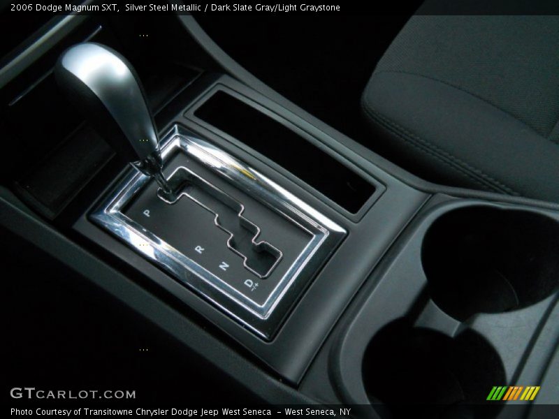 2006 Magnum SXT 5 Speed Autostick Automatic Shifter