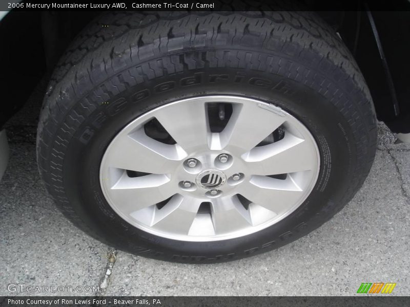 Cashmere Tri-Coat / Camel 2006 Mercury Mountaineer Luxury AWD