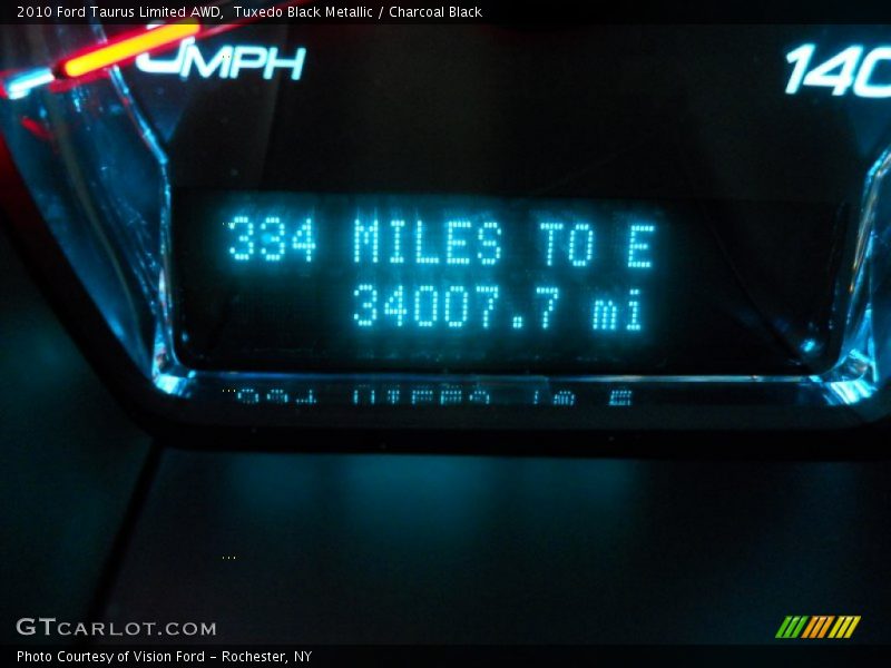 Tuxedo Black Metallic / Charcoal Black 2010 Ford Taurus Limited AWD