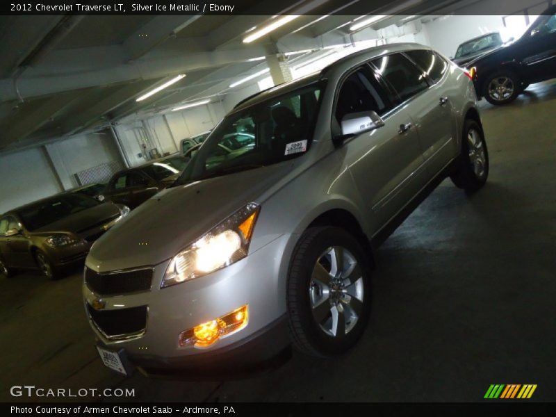 Silver Ice Metallic / Ebony 2012 Chevrolet Traverse LT