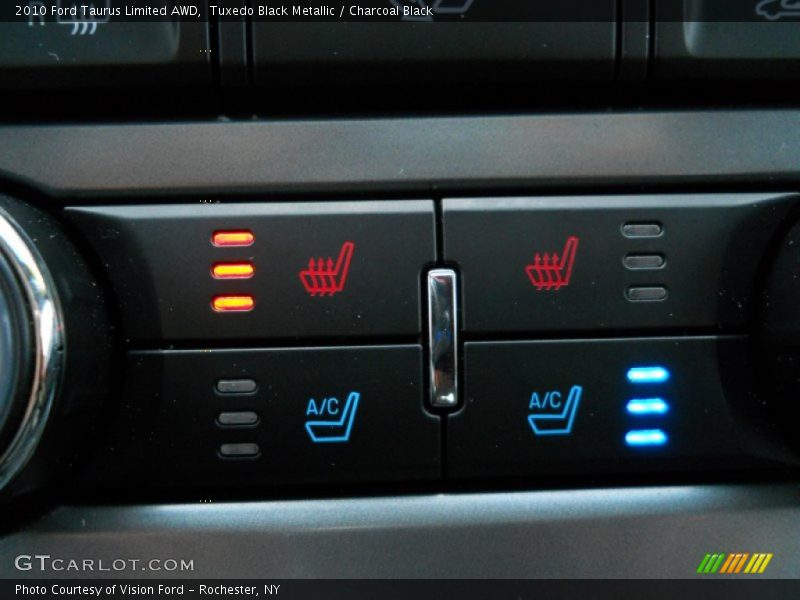 Tuxedo Black Metallic / Charcoal Black 2010 Ford Taurus Limited AWD