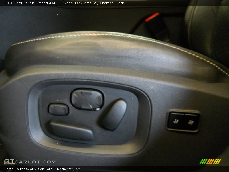 Tuxedo Black Metallic / Charcoal Black 2010 Ford Taurus Limited AWD