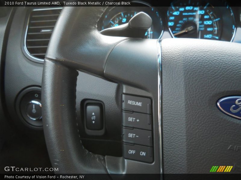 Tuxedo Black Metallic / Charcoal Black 2010 Ford Taurus Limited AWD