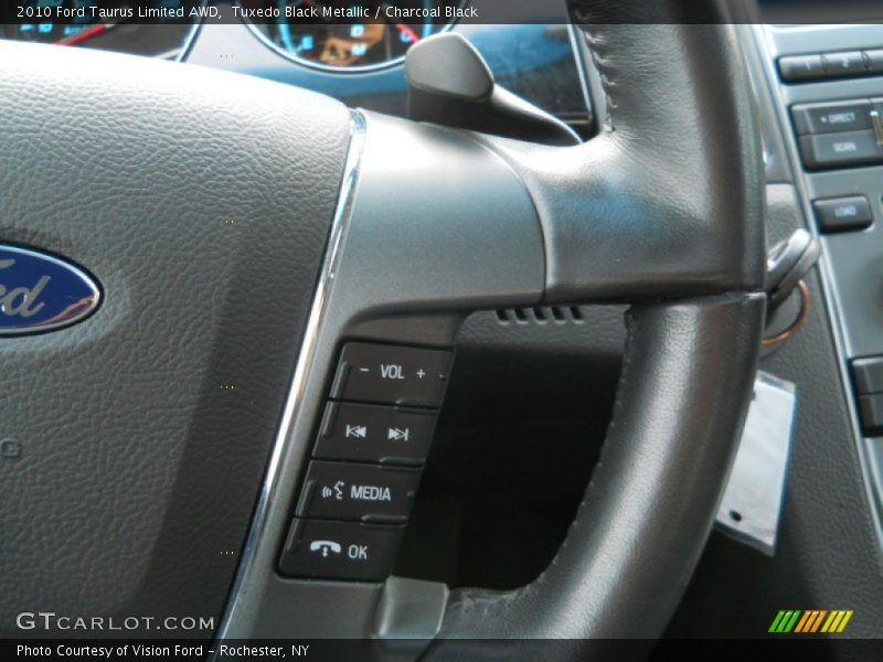 Tuxedo Black Metallic / Charcoal Black 2010 Ford Taurus Limited AWD