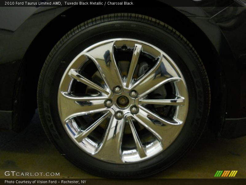 Tuxedo Black Metallic / Charcoal Black 2010 Ford Taurus Limited AWD