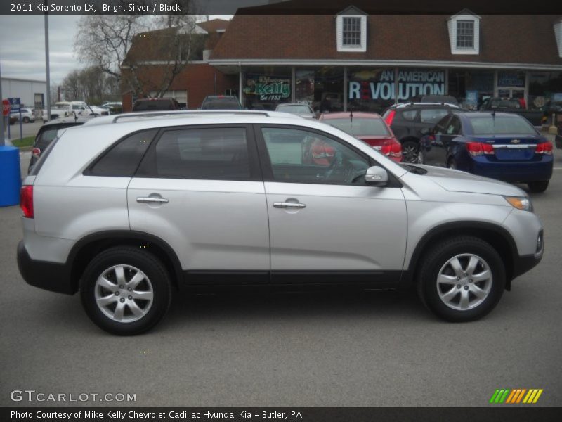 Bright Silver / Black 2011 Kia Sorento LX