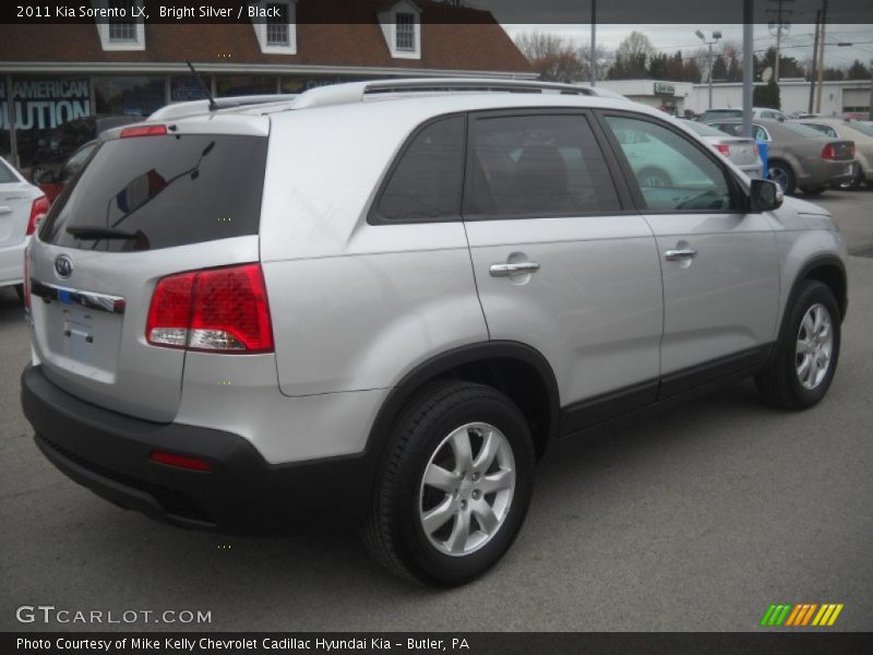 Bright Silver / Black 2011 Kia Sorento LX