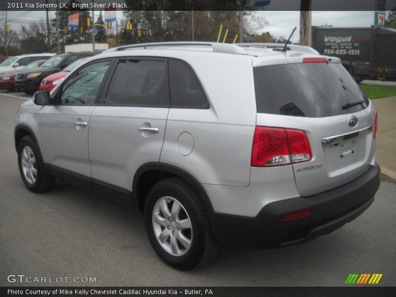 Bright Silver / Black 2011 Kia Sorento LX