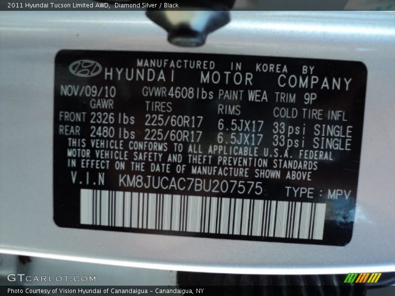 Diamond Silver / Black 2011 Hyundai Tucson Limited AWD