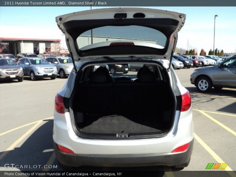 Diamond Silver / Black 2011 Hyundai Tucson Limited AWD