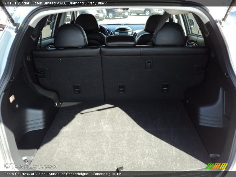 Diamond Silver / Black 2011 Hyundai Tucson Limited AWD
