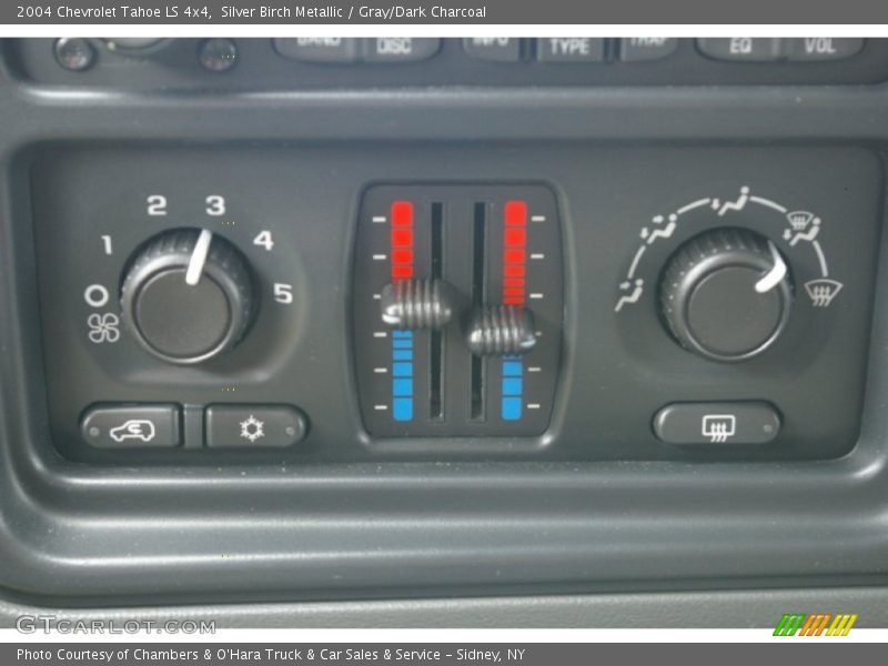Silver Birch Metallic / Gray/Dark Charcoal 2004 Chevrolet Tahoe LS 4x4