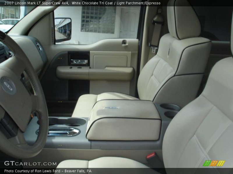 White Chocolate Tri Coat / Light Parchment/Espresso 2007 Lincoln Mark LT SuperCrew 4x4