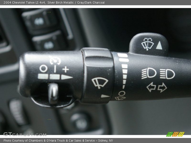 Silver Birch Metallic / Gray/Dark Charcoal 2004 Chevrolet Tahoe LS 4x4