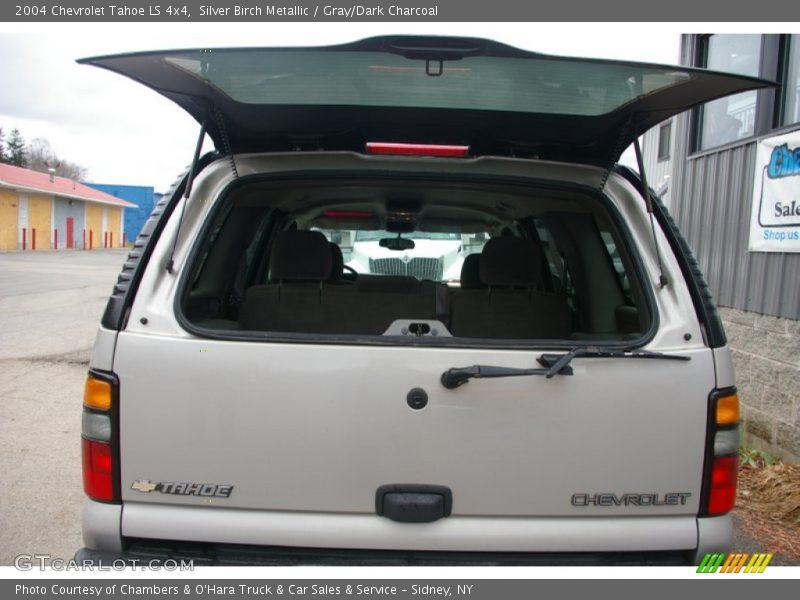 Silver Birch Metallic / Gray/Dark Charcoal 2004 Chevrolet Tahoe LS 4x4