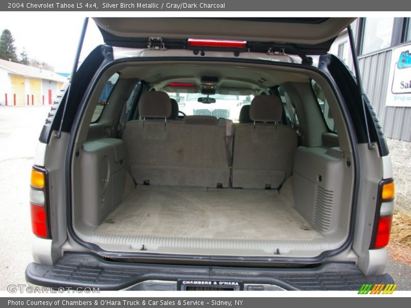 Silver Birch Metallic / Gray/Dark Charcoal 2004 Chevrolet Tahoe LS 4x4
