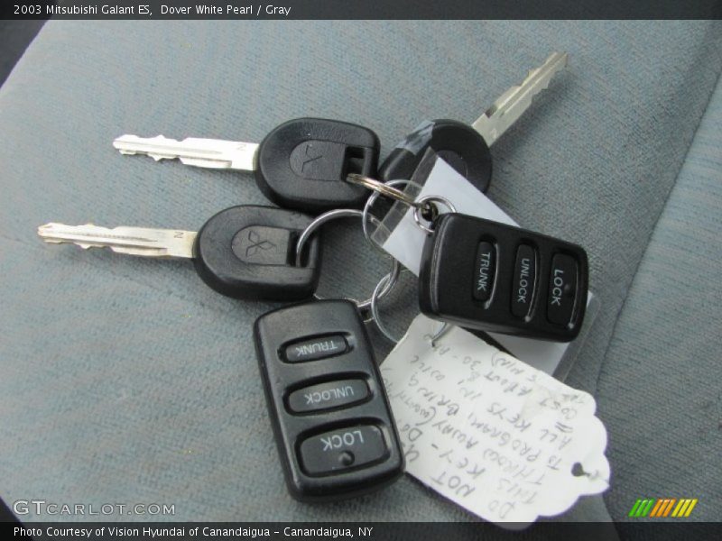 Keys of 2003 Galant ES