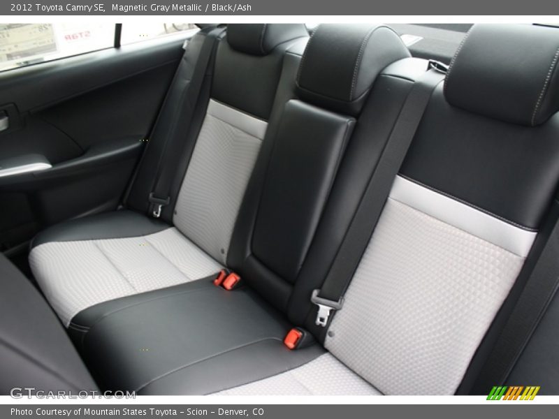 Magnetic Gray Metallic / Black/Ash 2012 Toyota Camry SE