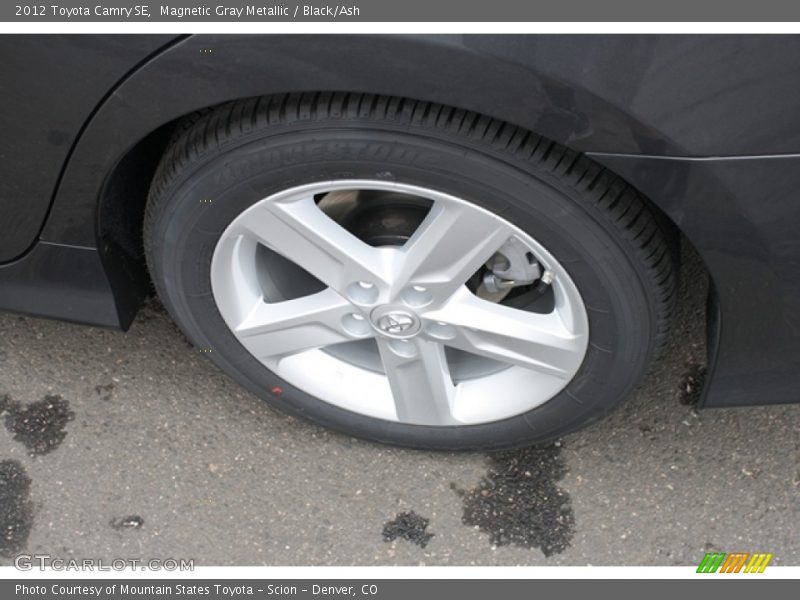 Magnetic Gray Metallic / Black/Ash 2012 Toyota Camry SE