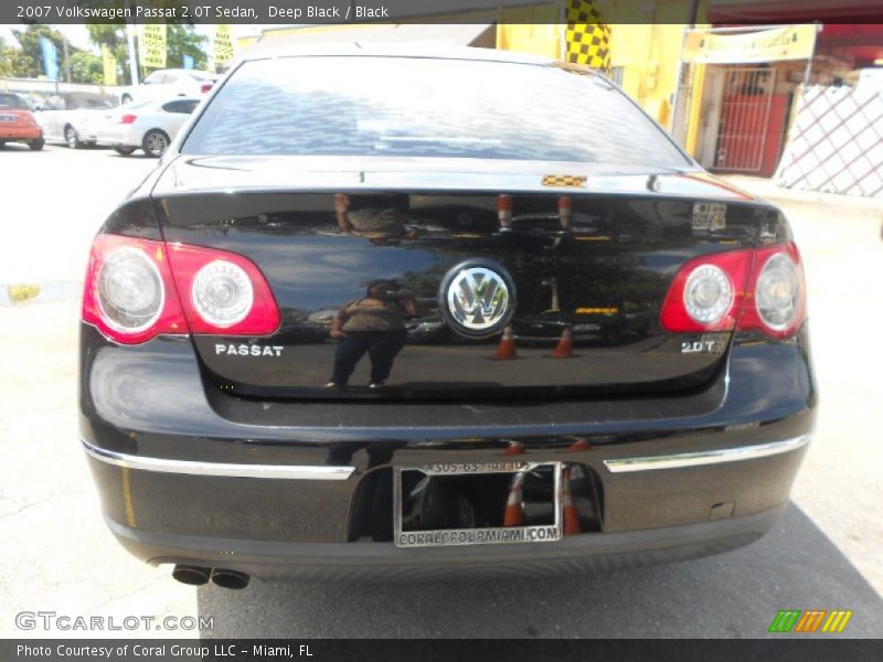 Deep Black / Black 2007 Volkswagen Passat 2.0T Sedan