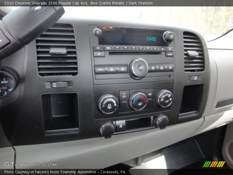 Controls of 2010 Silverado 1500 Regular Cab 4x4