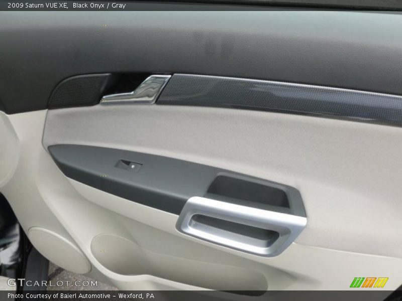 Black Onyx / Gray 2009 Saturn VUE XE
