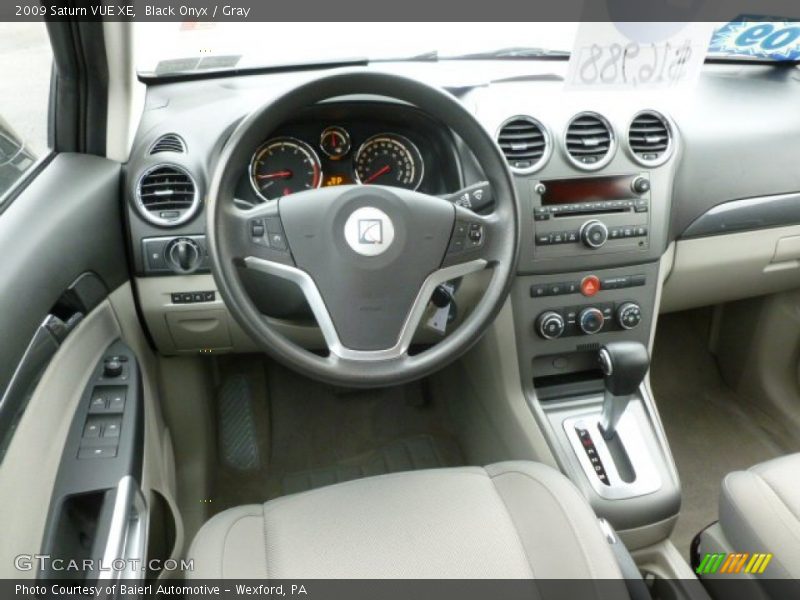 Black Onyx / Gray 2009 Saturn VUE XE