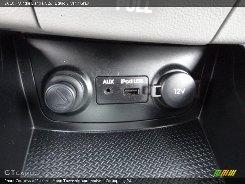 Liquid Silver / Gray 2010 Hyundai Elantra GLS