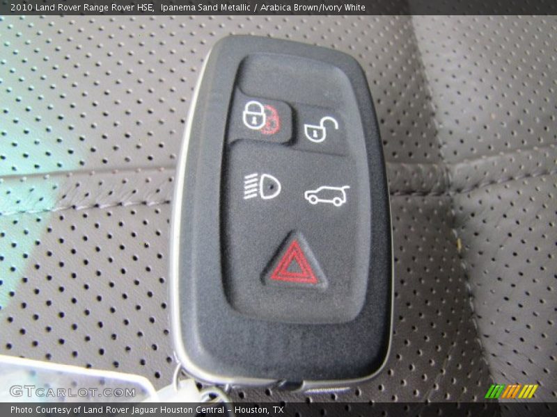 Keys of 2010 Range Rover HSE