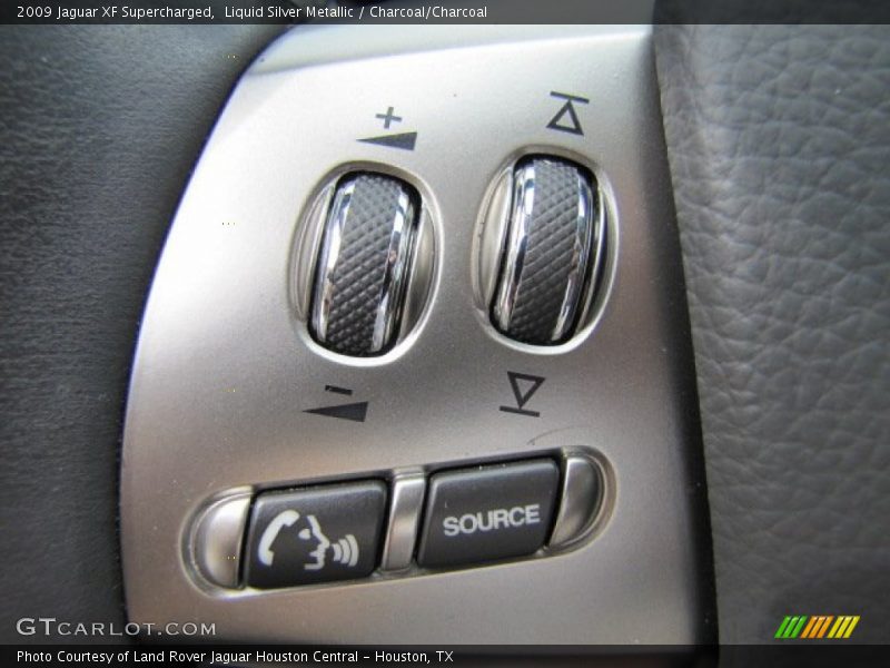 Controls of 2009 XF Supercharged