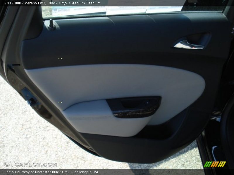 Black Onyx / Medium Titanium 2012 Buick Verano FWD