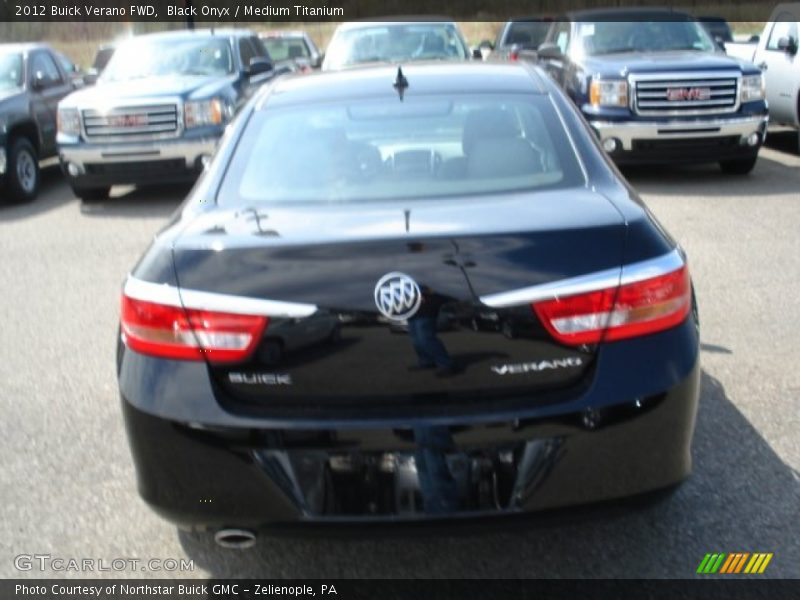 Black Onyx / Medium Titanium 2012 Buick Verano FWD
