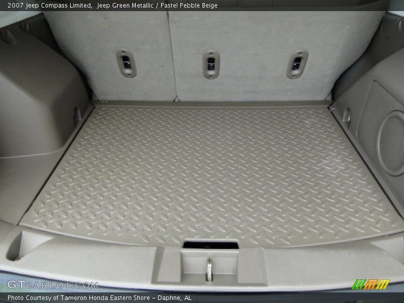 Jeep Green Metallic / Pastel Pebble Beige 2007 Jeep Compass Limited