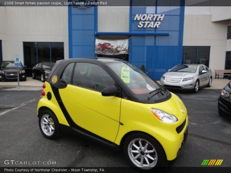 Light Yellow / Design Red 2008 Smart fortwo passion coupe