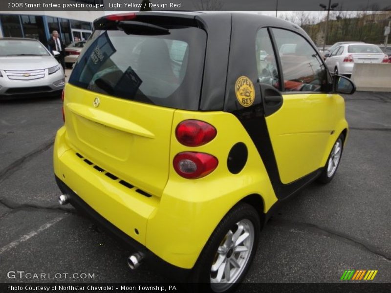  2008 fortwo passion coupe Light Yellow
