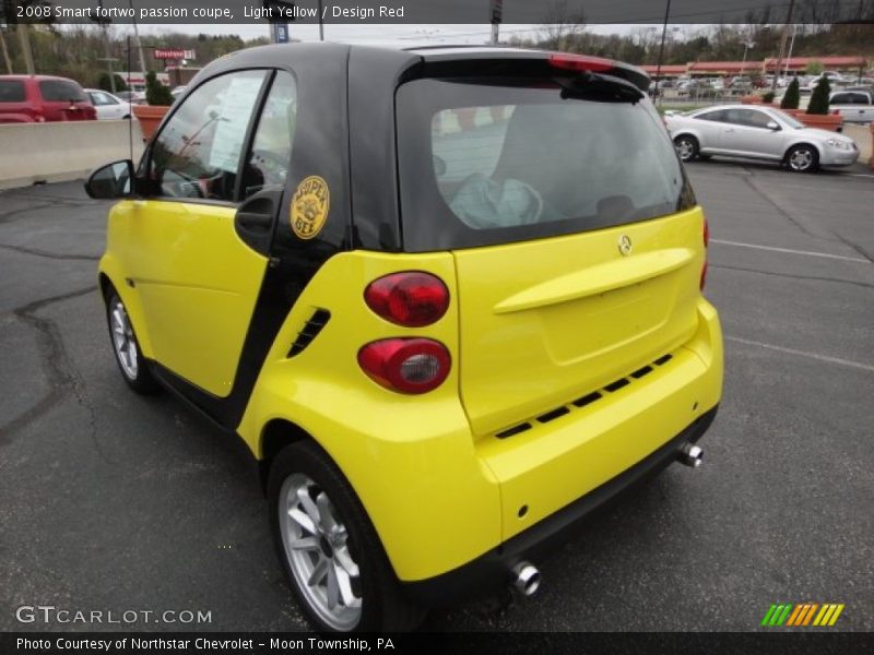 Light Yellow / Design Red 2008 Smart fortwo passion coupe