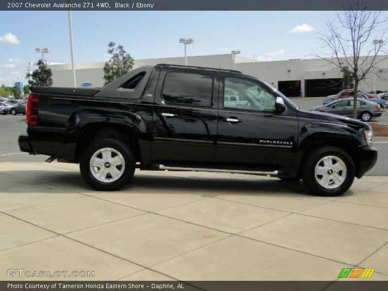 Black / Ebony 2007 Chevrolet Avalanche Z71 4WD