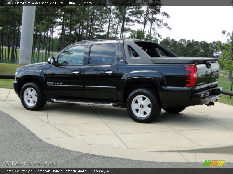 Black / Ebony 2007 Chevrolet Avalanche Z71 4WD
