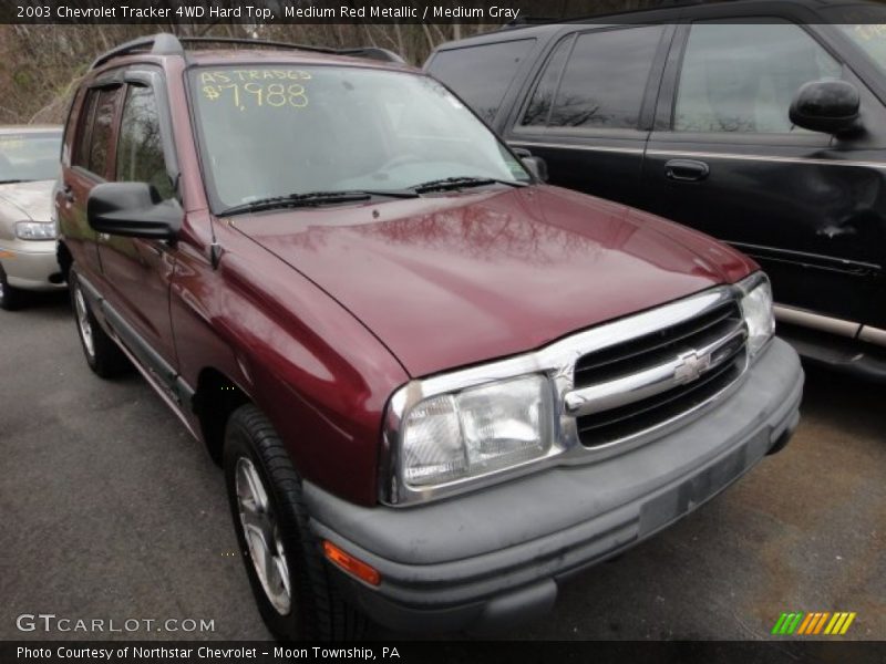 Medium Red Metallic / Medium Gray 2003 Chevrolet Tracker 4WD Hard Top