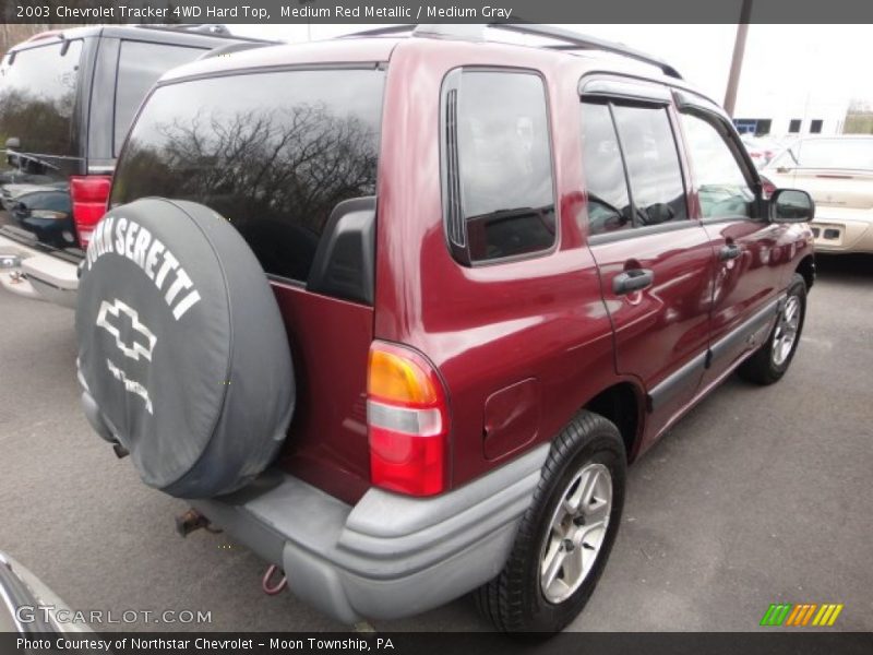 Medium Red Metallic / Medium Gray 2003 Chevrolet Tracker 4WD Hard Top