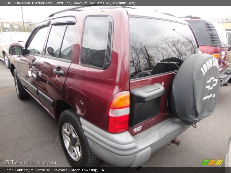 Medium Red Metallic / Medium Gray 2003 Chevrolet Tracker 4WD Hard Top