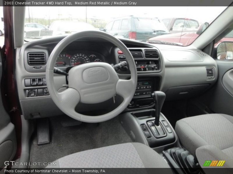 Medium Red Metallic / Medium Gray 2003 Chevrolet Tracker 4WD Hard Top