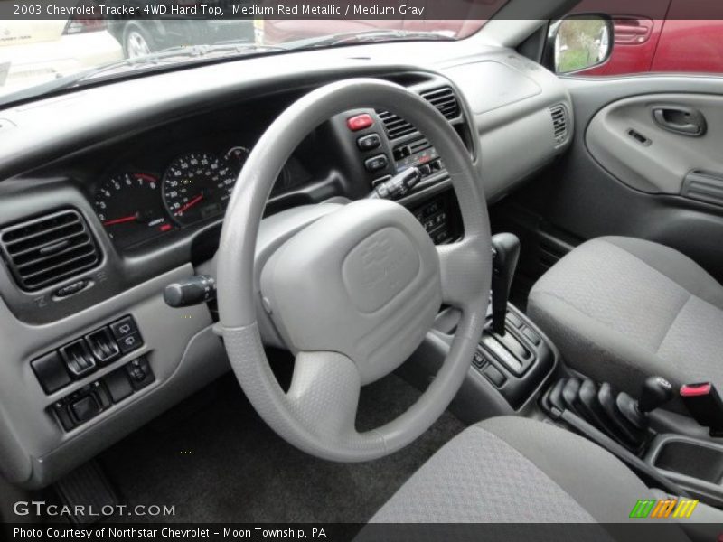 Medium Red Metallic / Medium Gray 2003 Chevrolet Tracker 4WD Hard Top