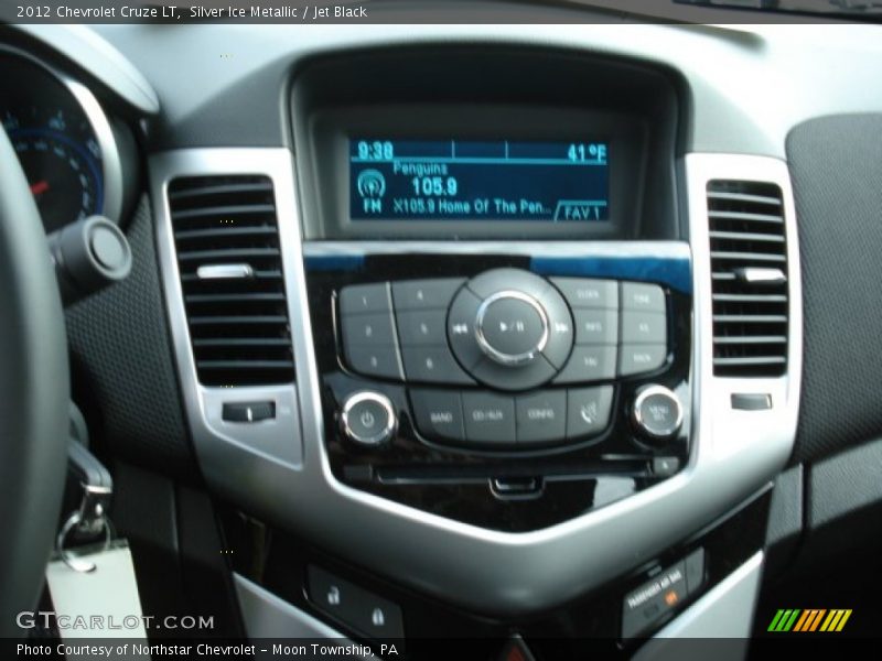 Silver Ice Metallic / Jet Black 2012 Chevrolet Cruze LT