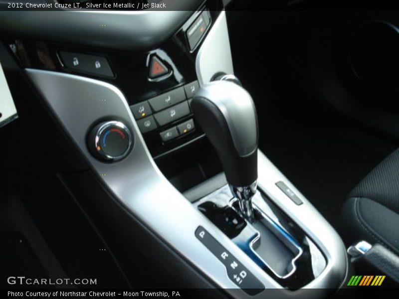 Silver Ice Metallic / Jet Black 2012 Chevrolet Cruze LT
