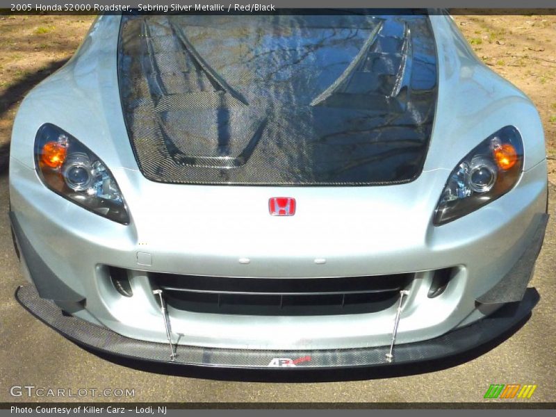 Sebring Silver Metallic / Red/Black 2005 Honda S2000 Roadster