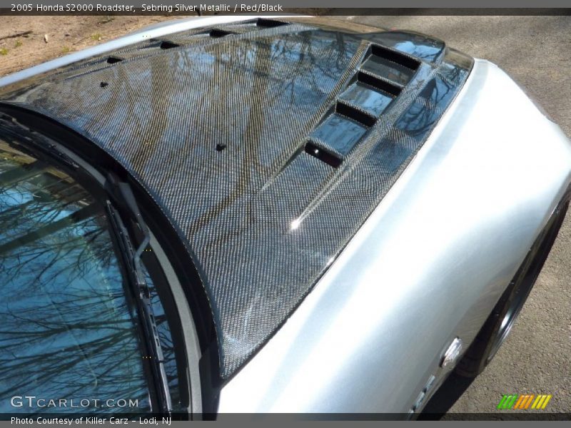 Sebring Silver Metallic / Red/Black 2005 Honda S2000 Roadster