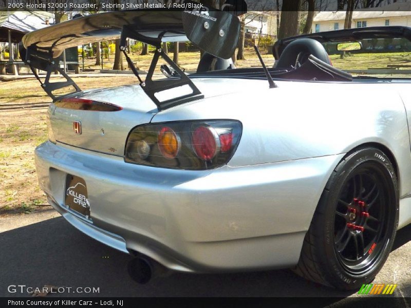 Sebring Silver Metallic / Red/Black 2005 Honda S2000 Roadster