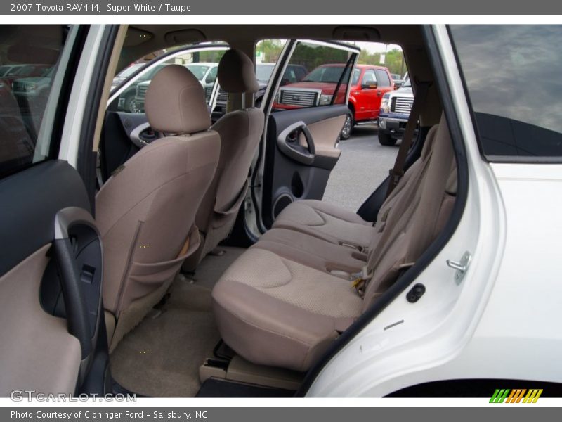 Super White / Taupe 2007 Toyota RAV4 I4